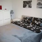 Apartament 102 G&w * Breslau